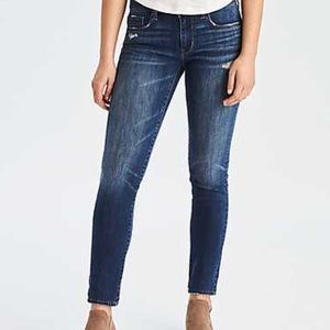 Aéropostale Dark Wash Ankle Distressed Denim Jeans